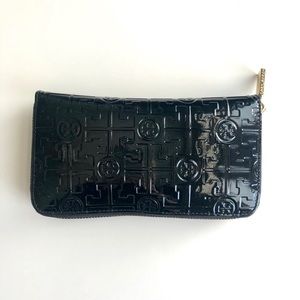 Black Patent Leather Tory Burch Wallet